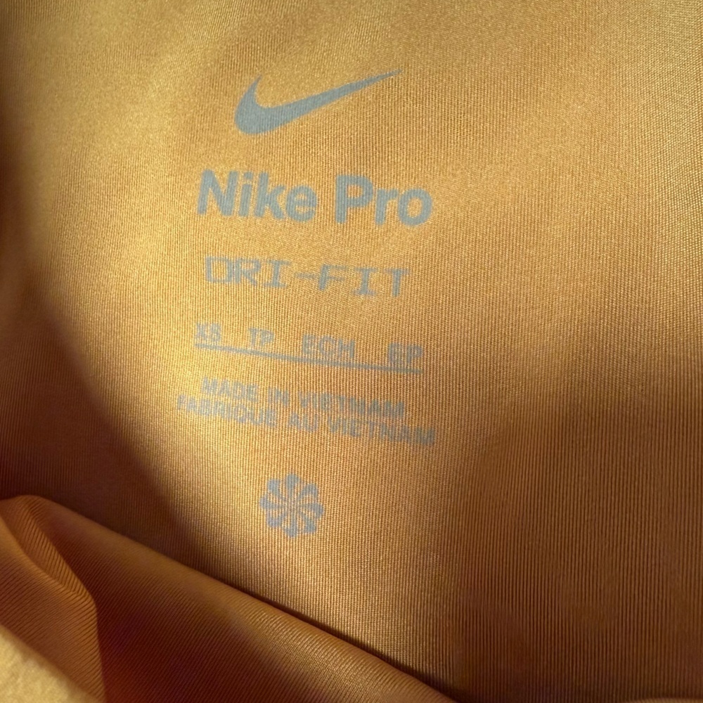 Nike Pro Sports Bra XS Mustard Yellow, Dri-FIT Elastic Band, Excellent Condition - Picture 4 of 4